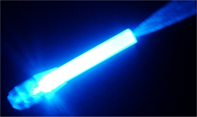 LED wand in Blue